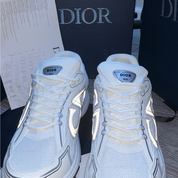 Dior B30 Sneakers - Picture 5 of 8
